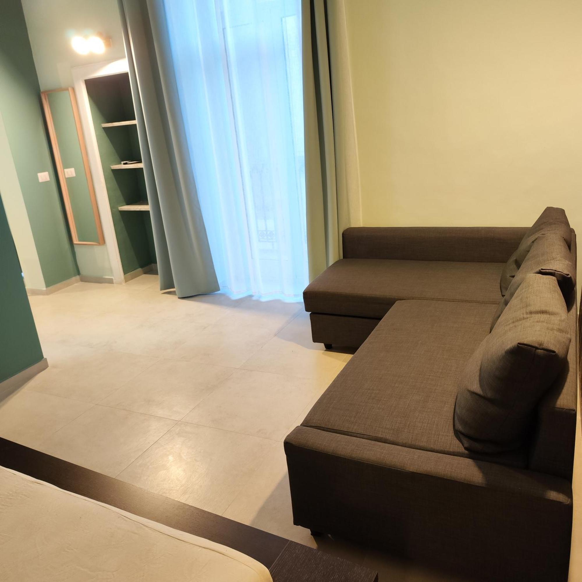 Mistral130 Apartament *